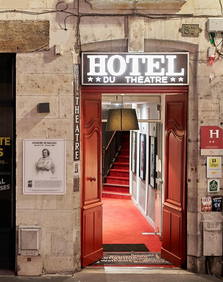 Logis Hotel Du Theatre 2*