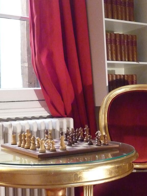 Logis Hotel Du Theatre Hotel 2*